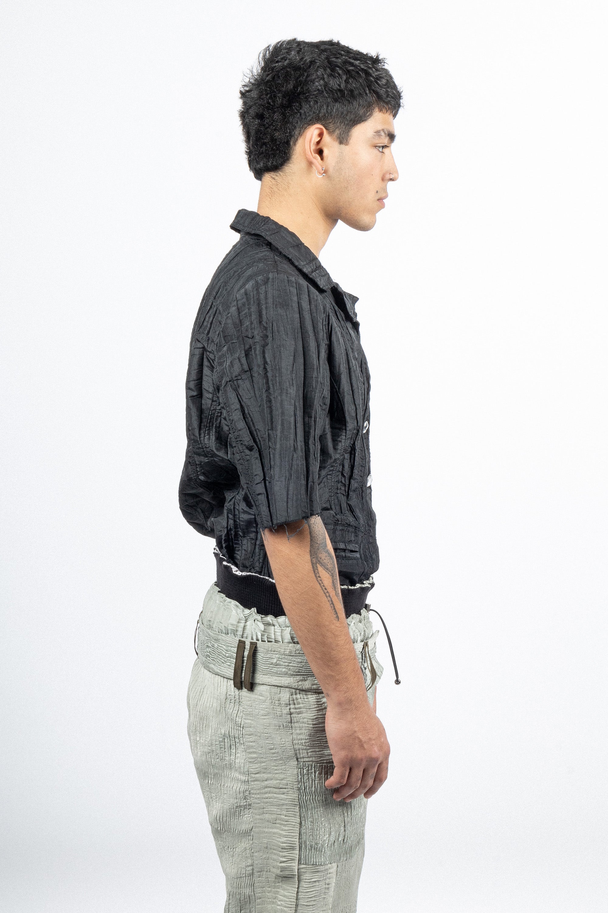 BLACK FROZEN SHIRT