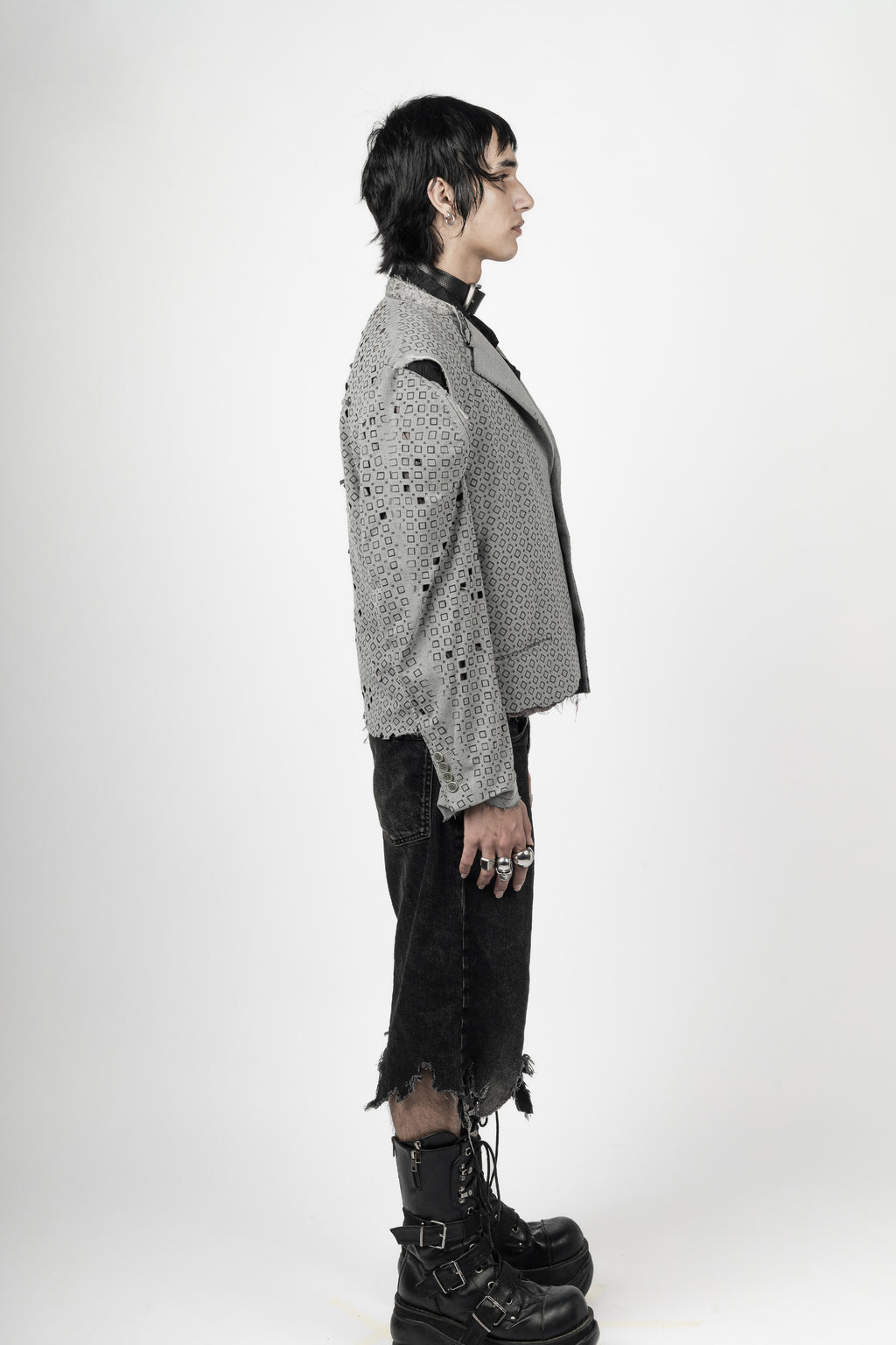 RECONSTRUCTED LASERCUT BLAZER