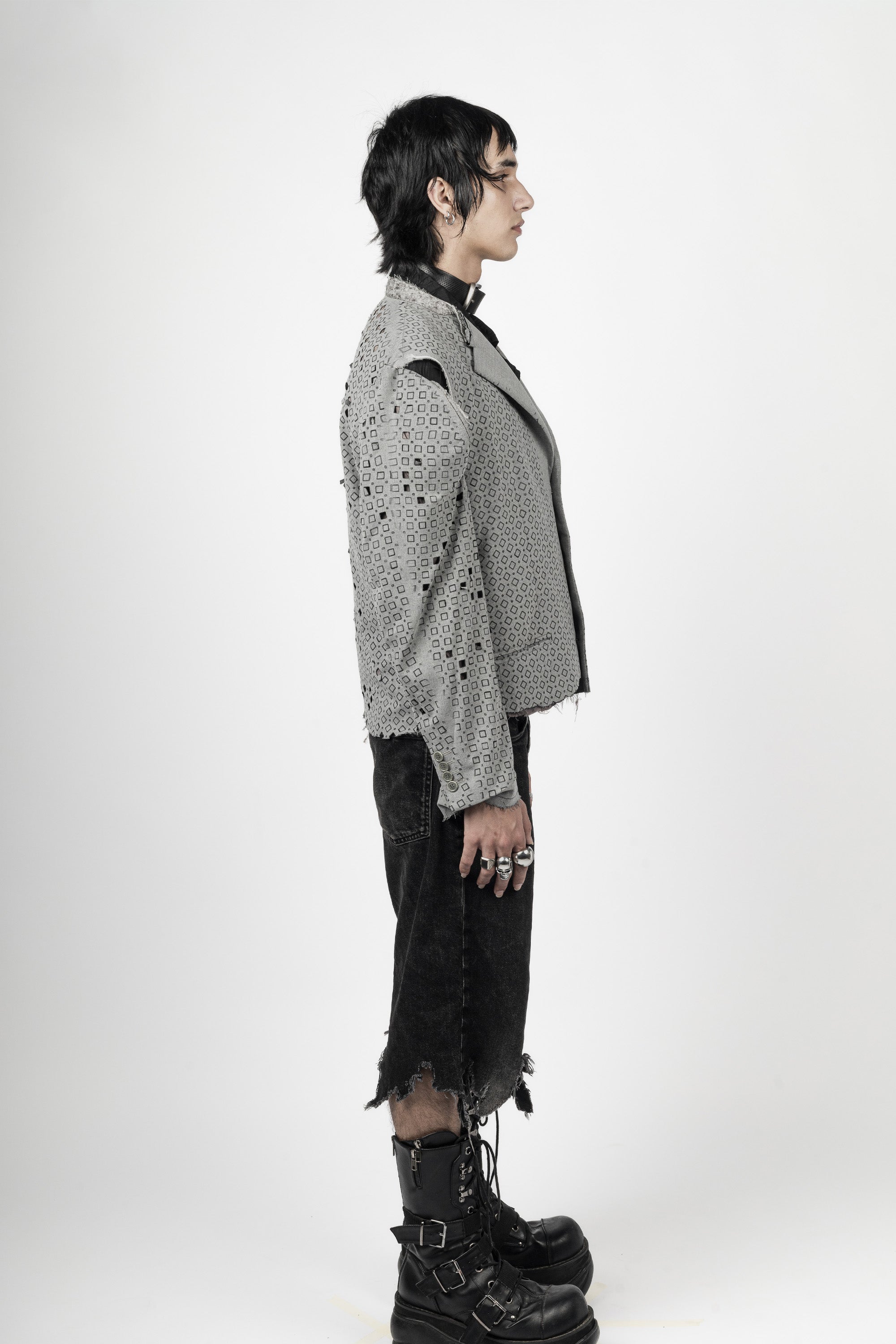 RECONSTRUCTED LASERCUT BLAZER